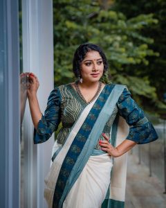 anumol-latest-photos-in-saree