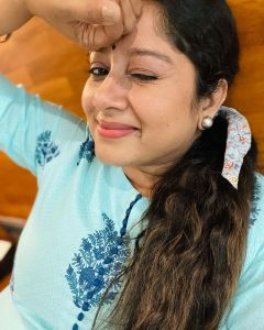 anumol-latest-photos-in-set-saree-004