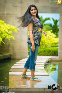 anumol-latest-pics-200-00194