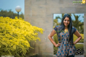 anumol-latest-pictures-300-00155