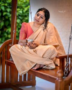 anumol-new-photo-shoot-pics