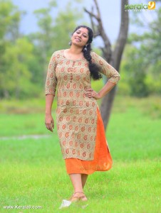 malayalam-actress-anumol-latest-photos-0099