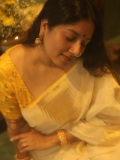 actress-anumol-vishu-outfit-ideas-photos-005