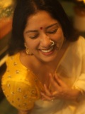 actress-anumol-vishu-outfit-ideas-photos-008