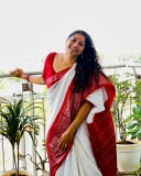 anumol-saree-look-trends-photos-003