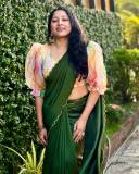 actress-anumol-in-green-saree-with-printed-blouse-photos
