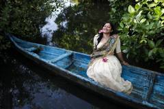 actress-anumol-in-traditional-dhavani-set-dress-photoshoot