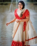 malayalam-actress-anumol-latest-onam-2021-photos-003