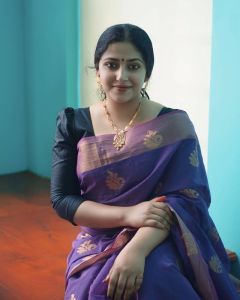 anu-sithara-hd-saree-001