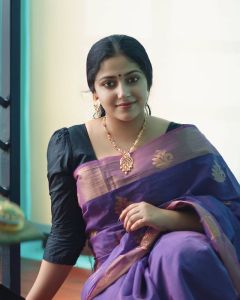 anu-sithara-hd-saree-002