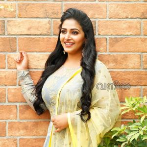 anu-sithara-in-vanitha-photoshoot