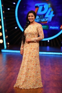 anu-sithara-latest-pics-452-00288