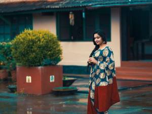 anu-sithara-latest-stills-13071
