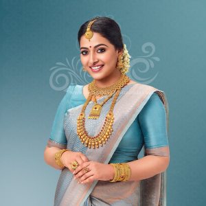 anu-sithara-photos-in-new-makeup-look-005
