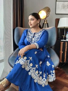 anusithara-new-look-in-makeup-006