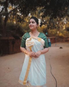 anusithara photos new4531-5