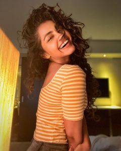 1_anupama-parameswaran-photos-hd-001