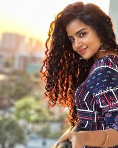 Anupama-Parameswaran-new-photo-shoot-images-003