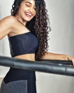 Anupama-Parameswaran-new-photo-shoot-images-013