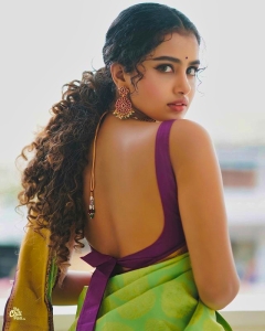 actress-anupama-parameswaran-onam-photos-001
