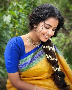 anupama-latest-pics-004