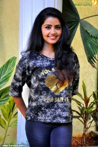 anupama-parameshwaran-latest-stills-gallery-36988