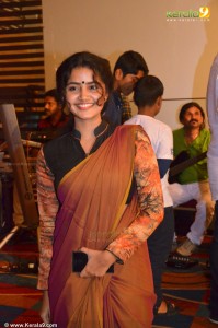 anupama-parameshwaran-photoshoot33-00530