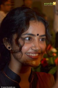 anupama-parameshwaran-saree-photos05-00263