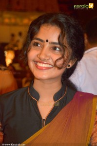 anupama-parameshwaran-saree-photos05-00760