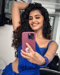 anupama-parameswaran-blue-saree-photos-012-001