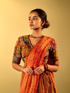 anupama-parameswaran-curly-hair-style-photo-029