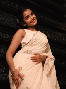 anupama-parameswaran-in-beige-colour-organza-saree-photos-002