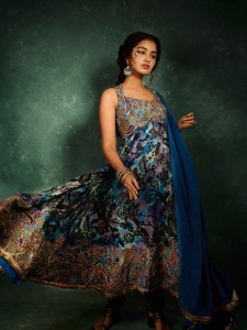 anupama-parameswaran-in-blue-and-multi-shade-party-wear-dress-photos-001
