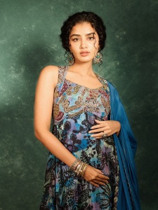 anupama-parameswaran-in-blue-and-multi-shade-party-wear-dress-photos-003