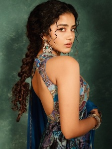 anupama-parameswaran-in-blue-and-multi-shade-party-wear-dress-photos