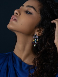 anupama-parameswaran-in-blue-outfit-photos-latest-002