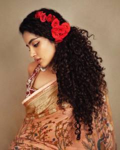 anupama-parameswaran-in-cotton-saree-images-002
