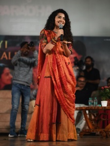 anupama-parameswaran-in-cute-look-in-north-tradition-dress-style-005