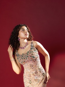 anupama-parameswaran-in-fitted-mermaid-style-floor-length-Sleeveless-design-with-wide-shoulder-straps-multi-colored-sequin-bead-and-crystal-embroidery-evening-gown-photos-012