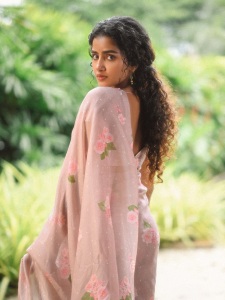 anupama-parameswaran-in-glass-makeup-look-photos-latest-005