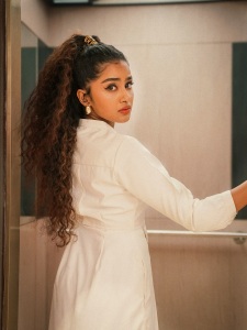 anupama-parameswaran-in-glass-makeup-look-photos-latest-020