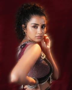 anupama-parameswaran-in-glass-makeup-look-photos-latest-027