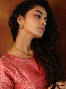 anupama-parameswaran-in-party-outfit-style-photos-002