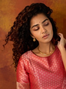 anupama-parameswaran-in-party-outfit-style-photos