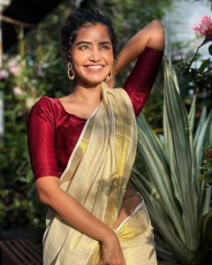 anupama-parameswaran-in-set-saree-with-maroon-blouse-photos