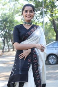 18 Pages Movie Heroine Anupama Parameswaran Stills