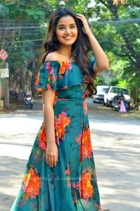 anupama-parameswaran-latest-images-0412-1239