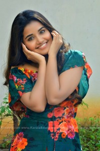 anupama-parameswaran-latest-images-0412-436