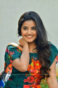anupama-parameswaran-latest-images-0412-831