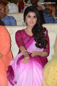 anupama-parameswaran-latest-images-09416